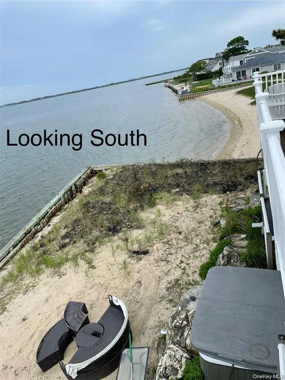 1 Bayside Avenue East Quogue, NY 11942
