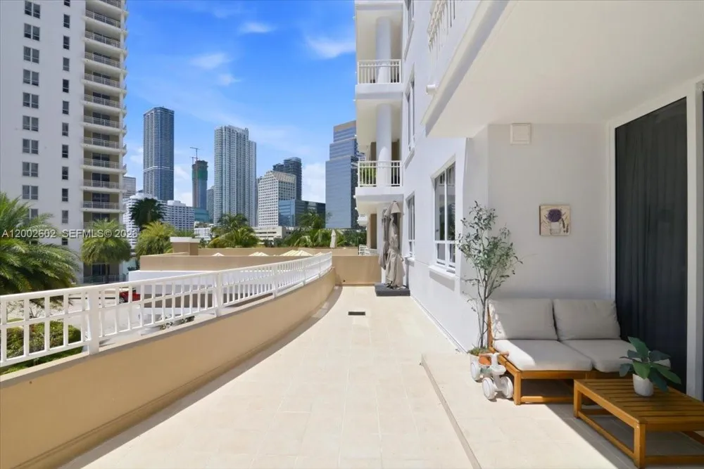 801 Brickell Key Blvd #409 Miami, FL 33131