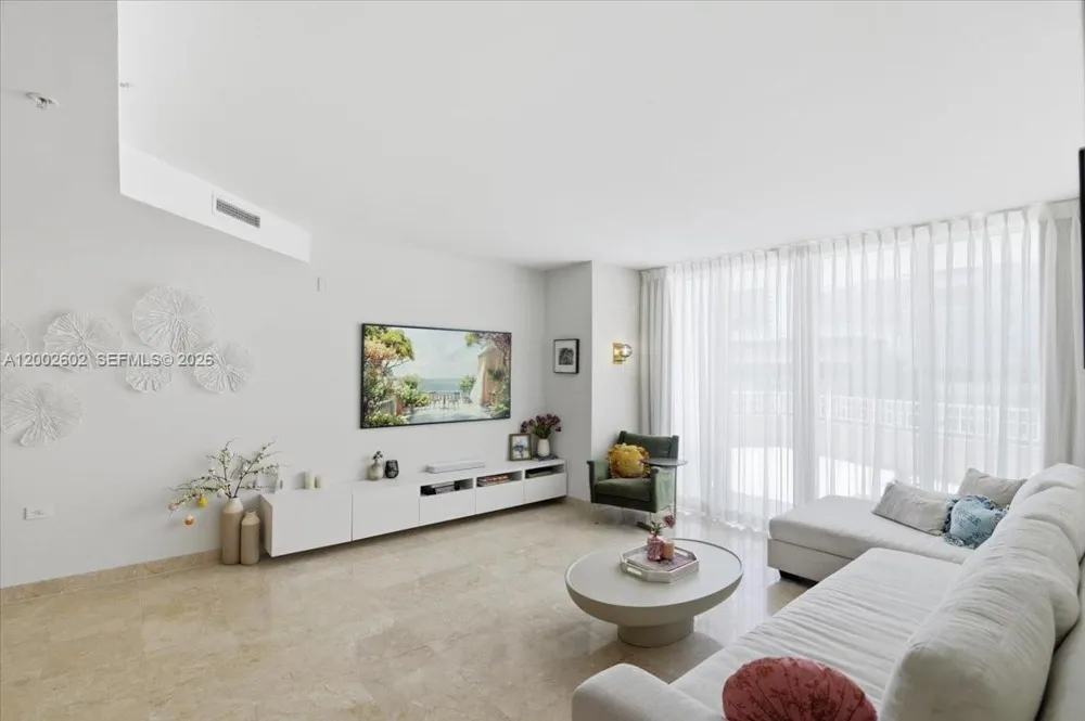 801 Brickell Key Blvd #409 Miami, FL 33131
