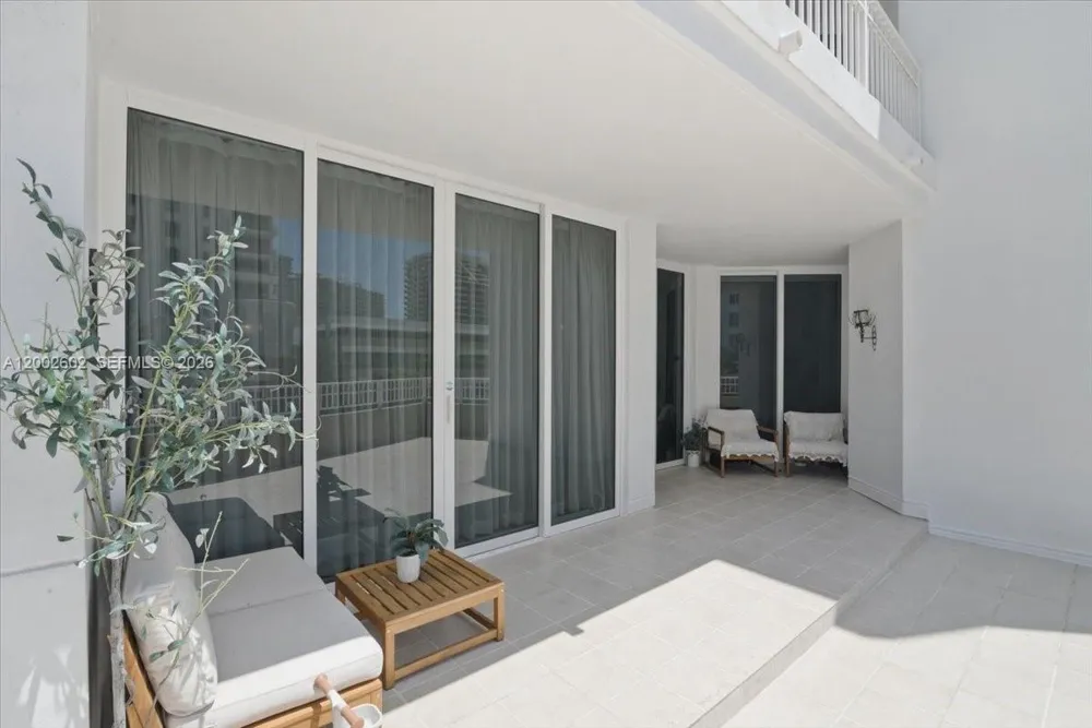 801 Brickell Key Blvd #409 Miami, FL 33131