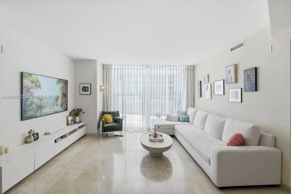 801 Brickell Key Blvd #409 Miami, FL 33131