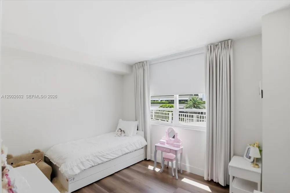 801 Brickell Key Blvd #409 Miami, FL 33131