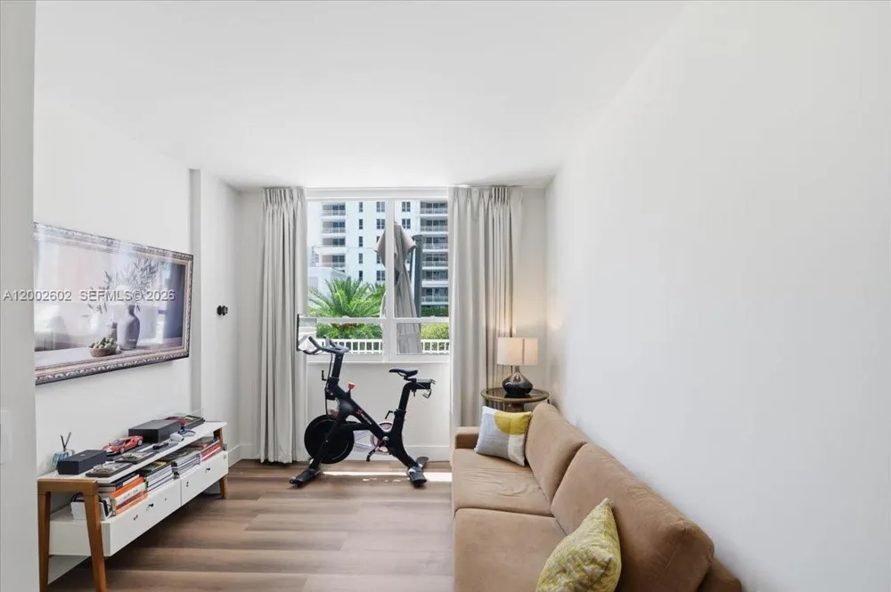 801 Brickell Key Blvd #409 Miami, FL 33131