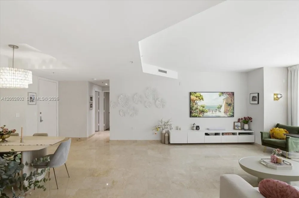 801 Brickell Key Blvd #409 Miami, FL 33131