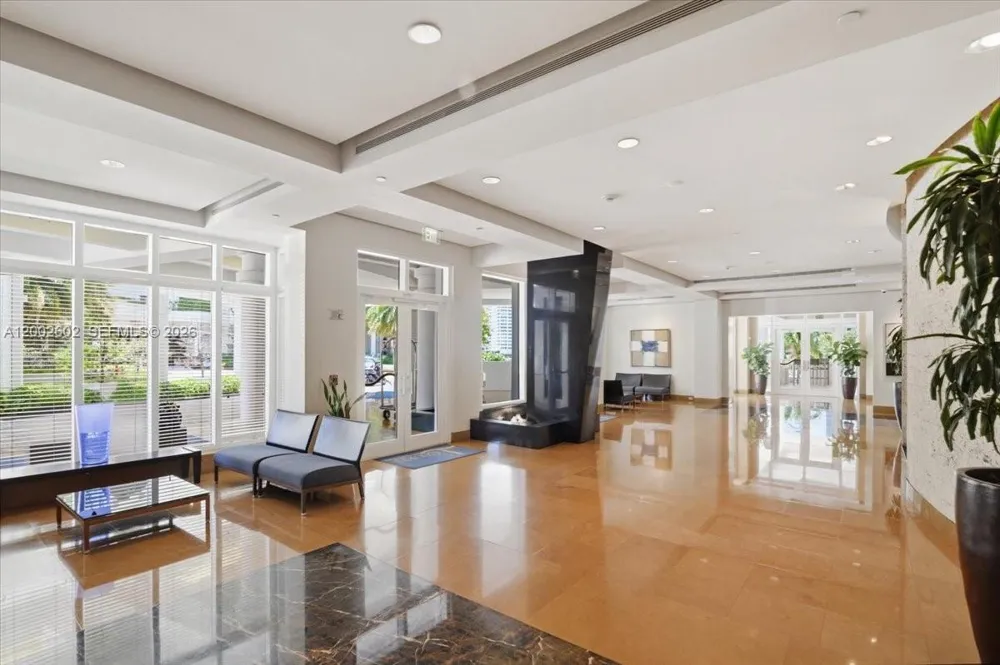 801 Brickell Key Blvd #409 Miami, FL 33131