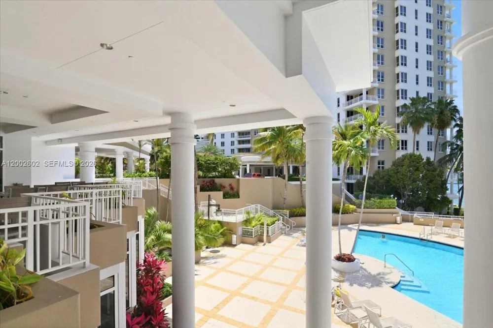 801 Brickell Key Blvd #409 Miami, FL 33131
