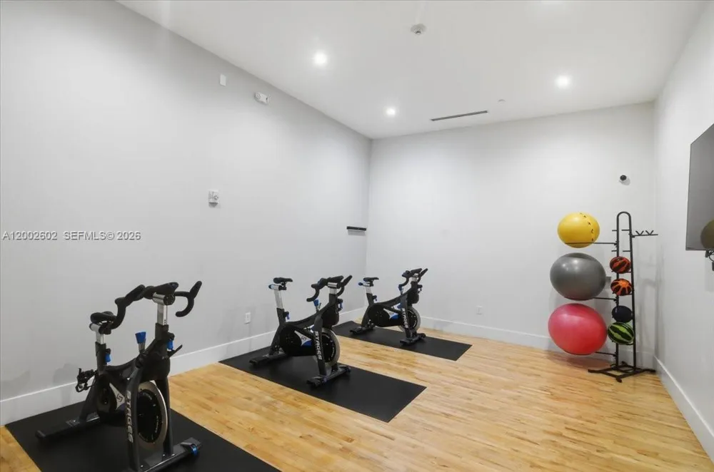 801 Brickell Key Blvd #409 Miami, FL 33131