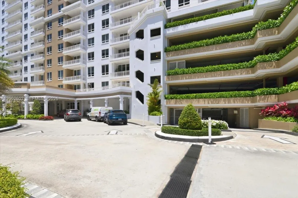 801 Brickell Key Blvd #409 Miami, FL 33131