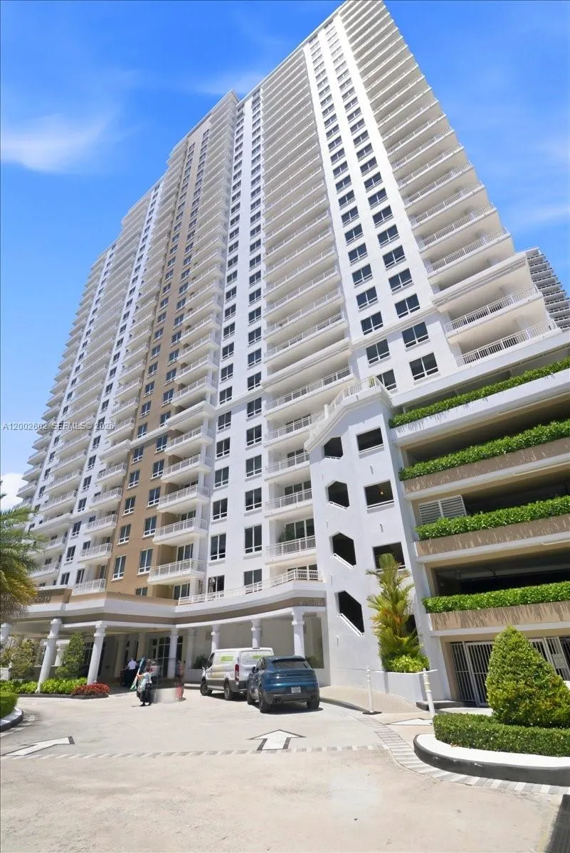 801 Brickell Key Blvd #409 Miami, FL 33131