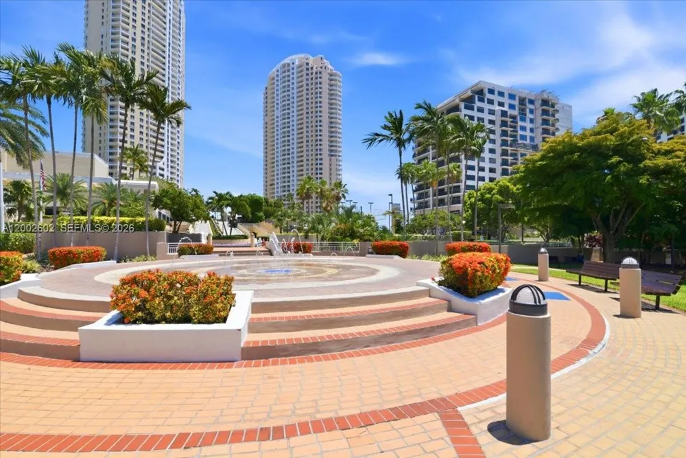 801 Brickell Key Blvd #409 Miami, FL 33131