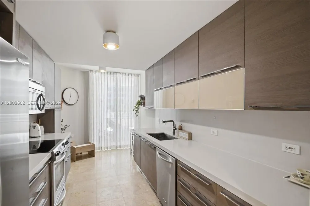 801 Brickell Key Blvd #409 Miami, FL 33131
