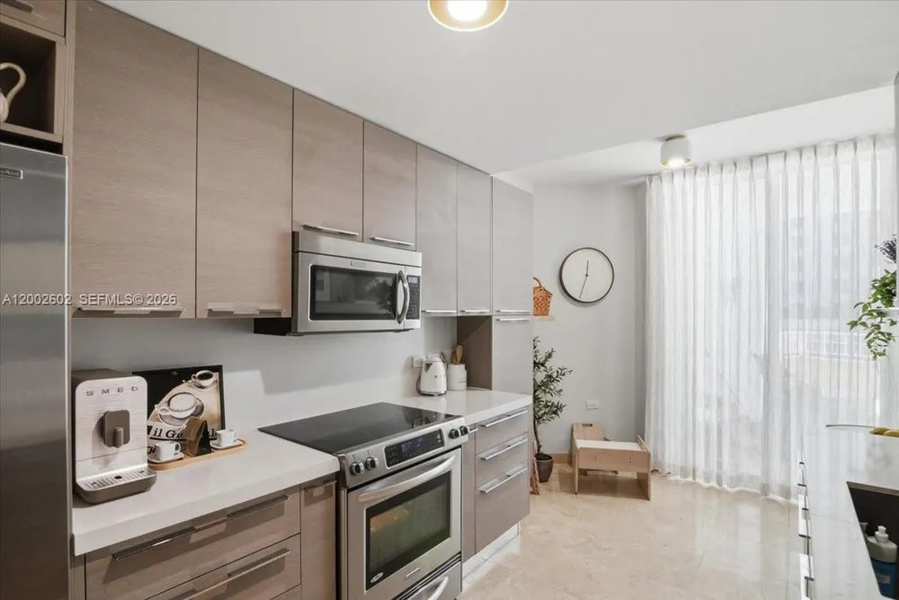 801 Brickell Key Blvd #409 Miami, FL 33131