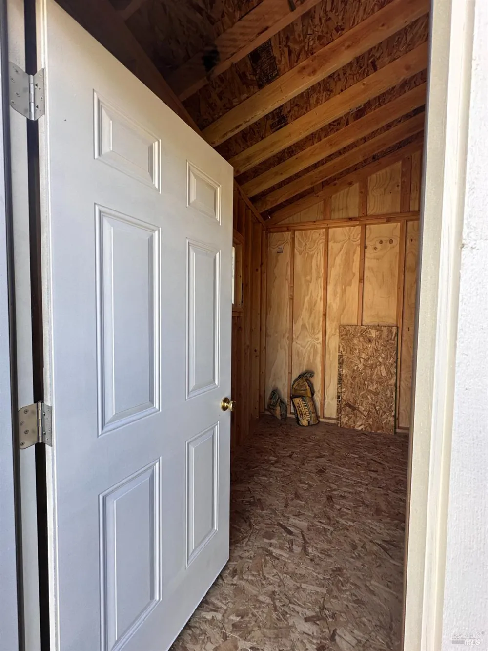 3723 Buckeye Street Clearlake, CA 95422
