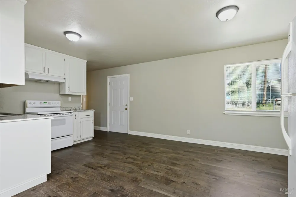 3723 Buckeye Street Clearlake, CA 95422