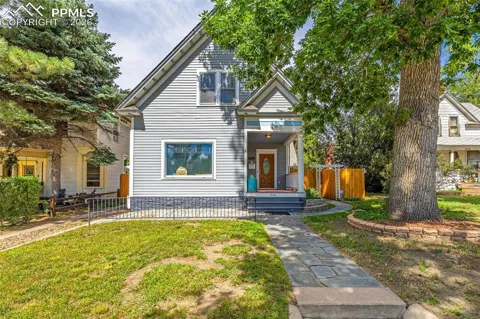 806 E Platte Avenue