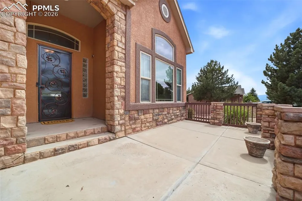 1024 S Greenbrier Drive Pueblo West, CO 81007