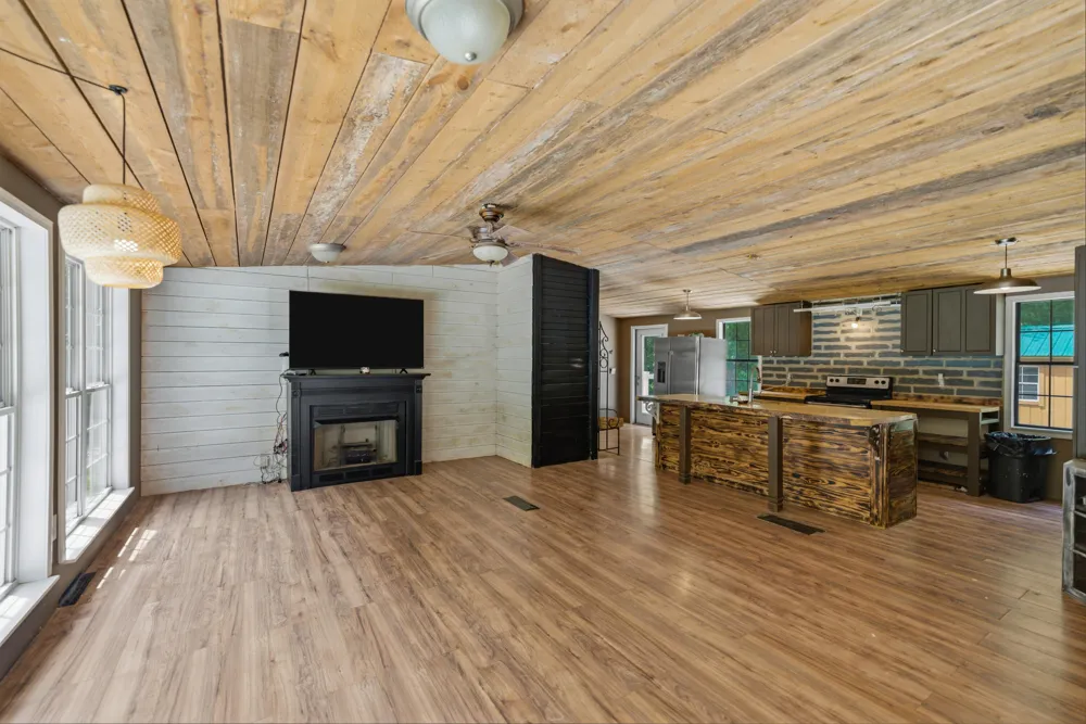 589 Griffith Branch Road Madisonville, TN 37354