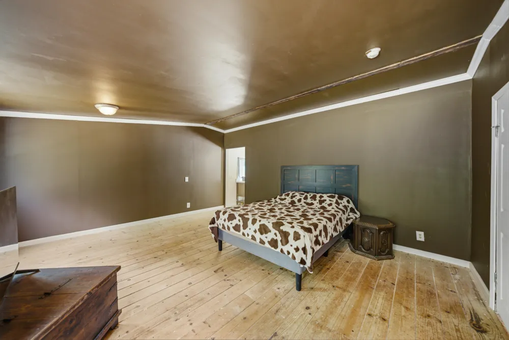 589 Griffith Branch Road Madisonville, TN 37354