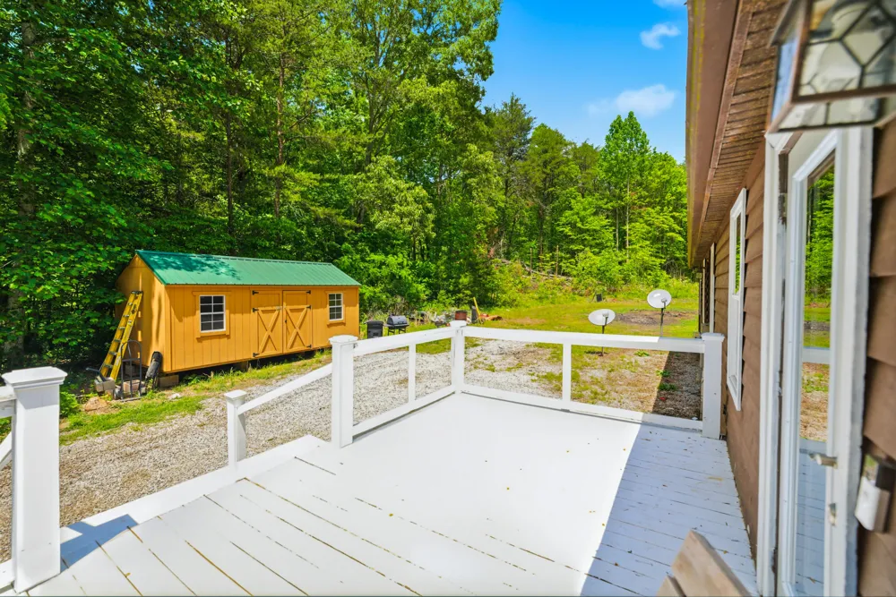 589 Griffith Branch Road Madisonville, TN 37354