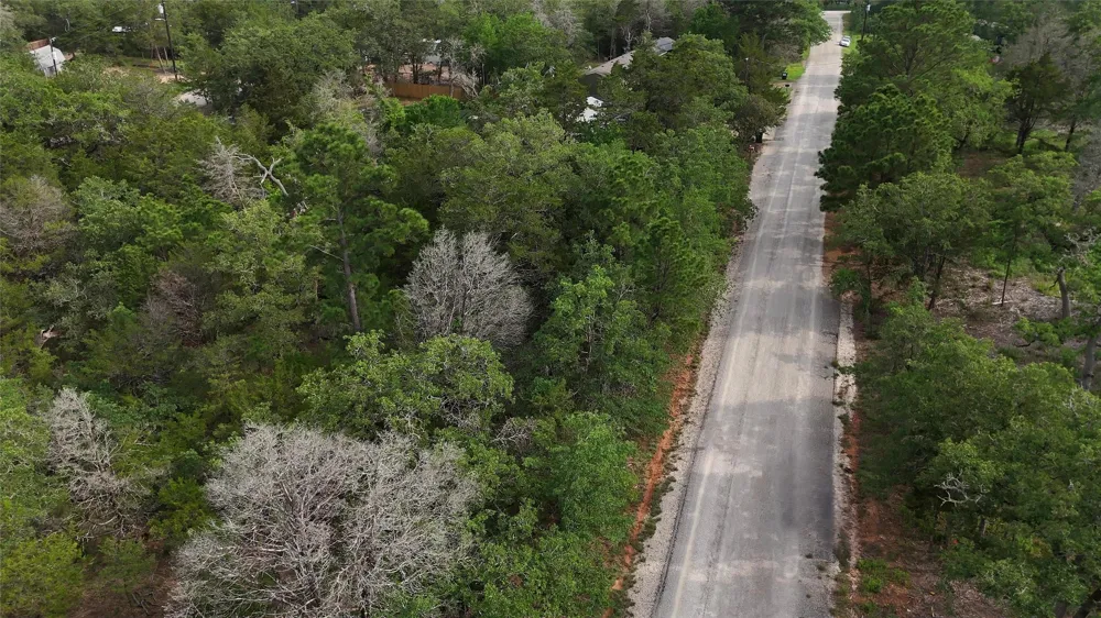 200 Cheyenne Drive Smithville, TX 78957