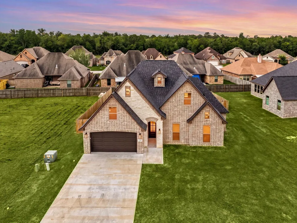8135 Birkdale Drive Beaumont, TX 77707