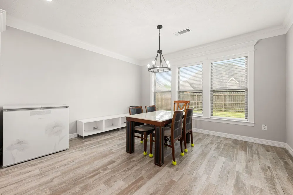 8135 Birkdale Drive Beaumont, TX 77707