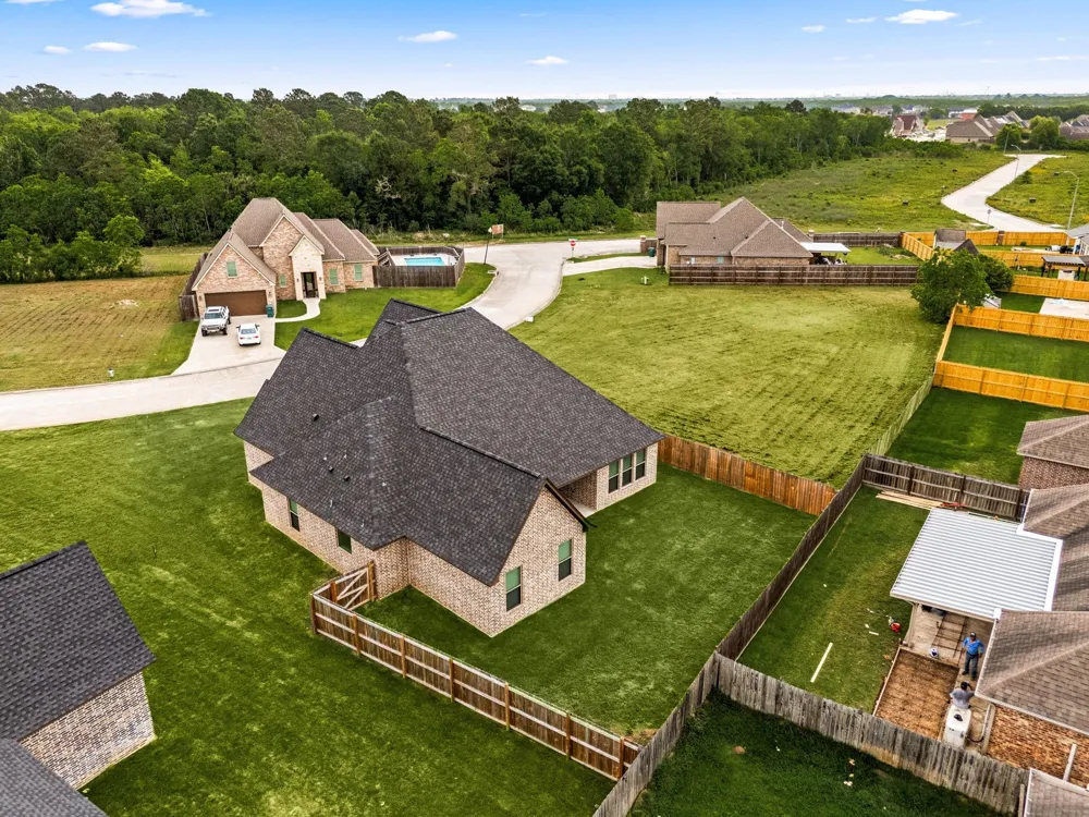 8135 Birkdale Drive Beaumont, TX 77707