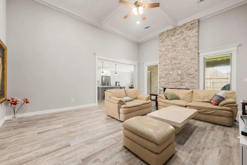 8135 Birkdale Drive Beaumont, TX 77707