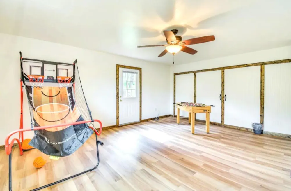 51159 Road 632 Oakhurst, CA 93644