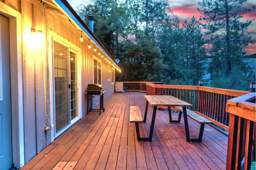51159 Road 632 Oakhurst, CA 93644