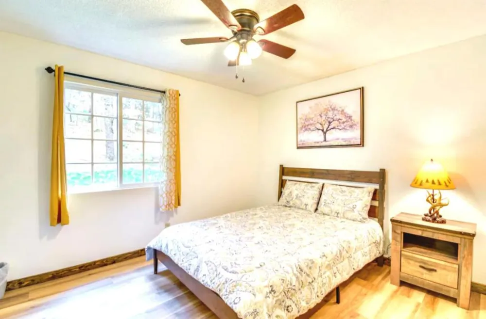 51159 Road 632 Oakhurst, CA 93644