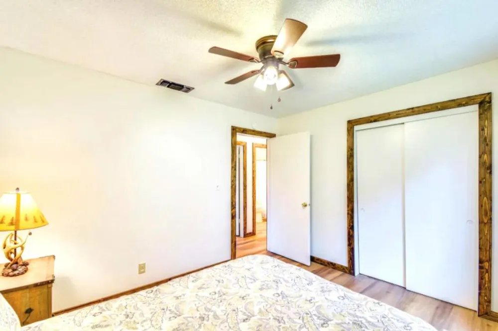 51159 Road 632 Oakhurst, CA 93644