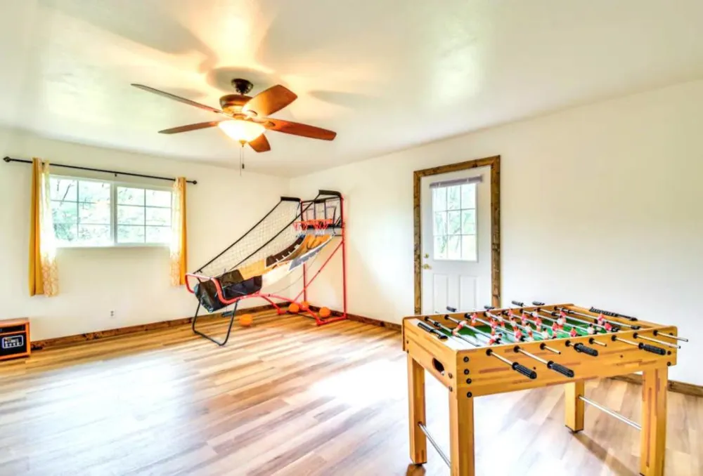 51159 Road 632 Oakhurst, CA 93644