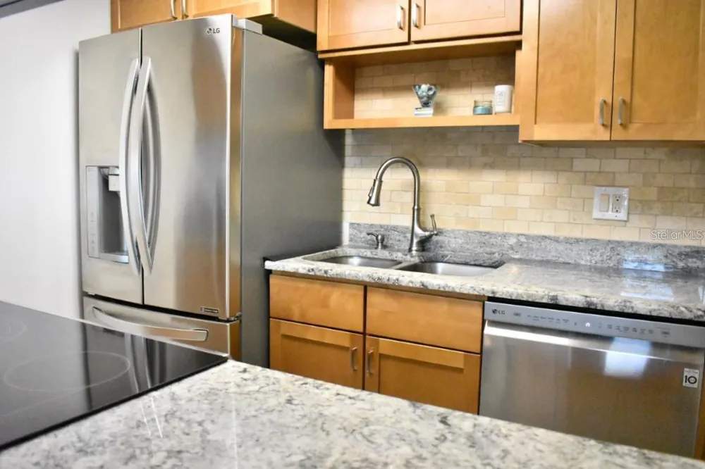 7420 BAY ISLAND DRIVE S #176 South Pasadena, FL 33707