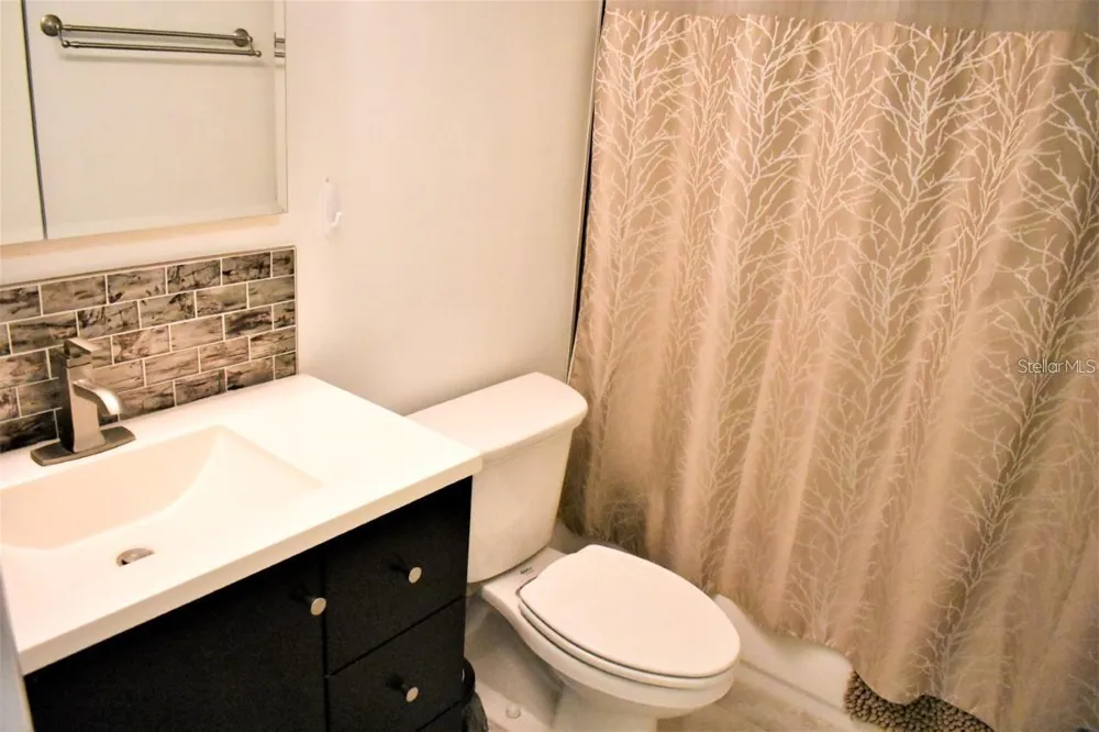 7420 BAY ISLAND DRIVE S #176 South Pasadena, FL 33707