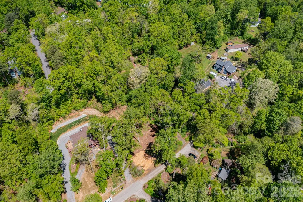 99999 Meeks Road Black Mountain, NC 28711