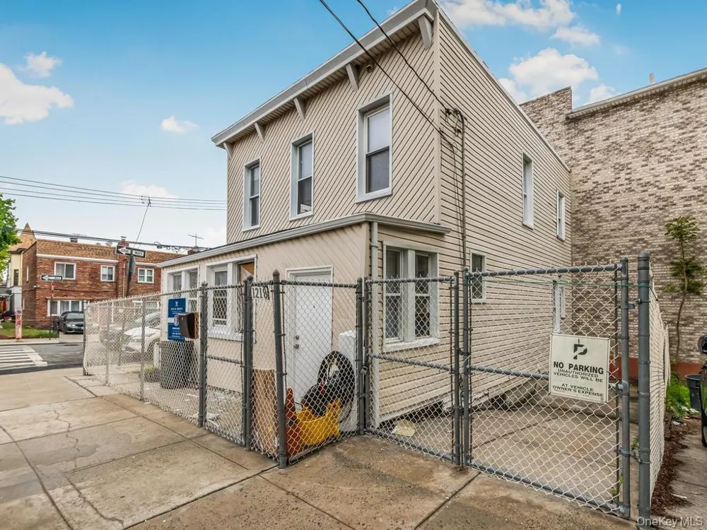 1218 Havemeyer Avenue Bronx, NY 10462