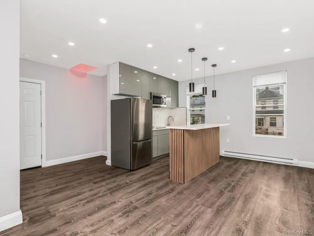 1218 Havemeyer Avenue Bronx, NY 10462