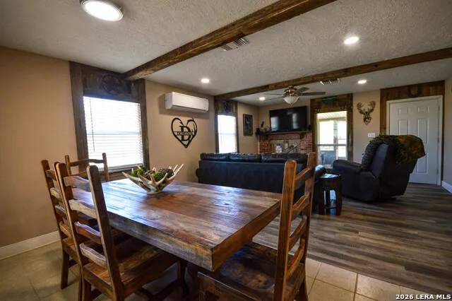 3472 Wilson Rd Carrizo Springs, TX 78834