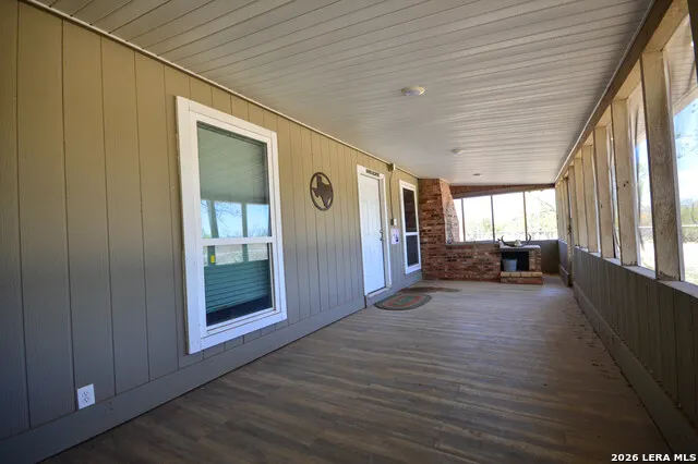 3472 Wilson Rd Carrizo Springs, TX 78834