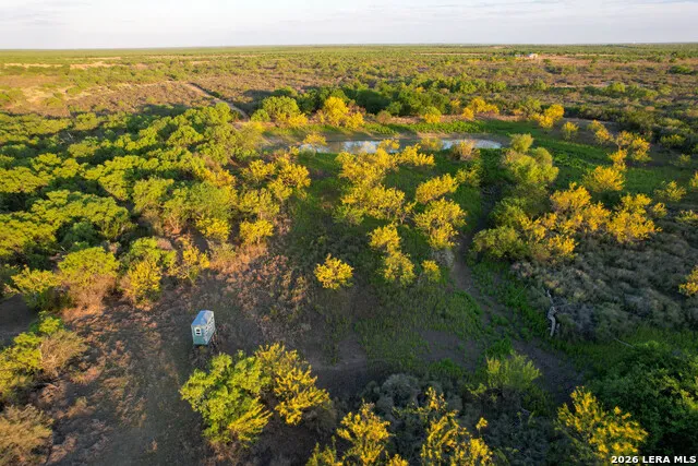 3472 Wilson Rd Carrizo Springs, TX 78834