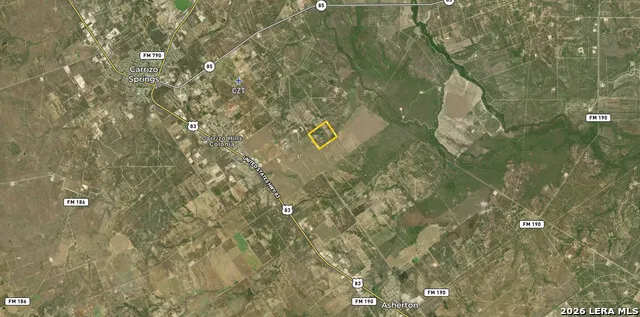 3472 Wilson Rd Carrizo Springs, TX 78834
