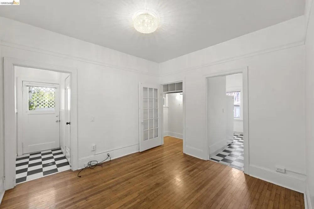 6437 Telegraph Ave Oakland, CA 94609