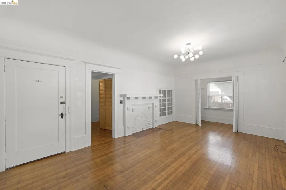 6437 Telegraph Ave Oakland, CA 94609