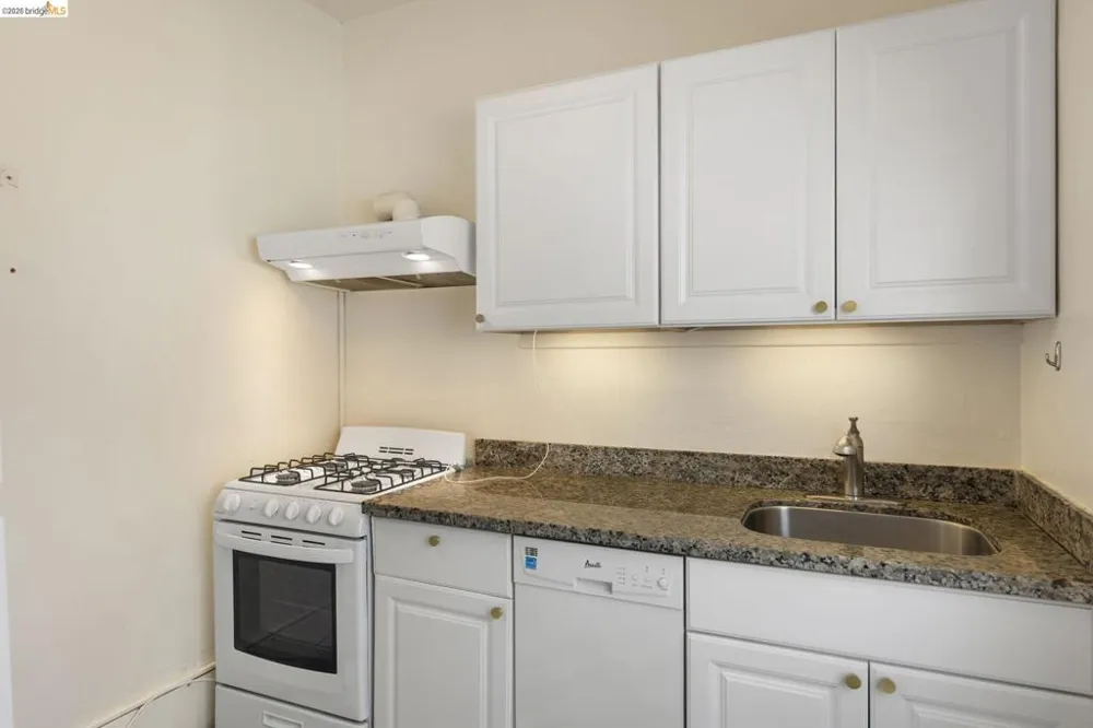 6437 Telegraph Ave Oakland, CA 94609