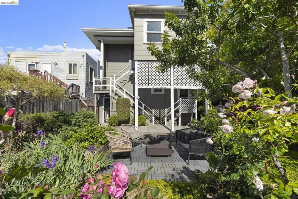 6437 Telegraph Ave Oakland, CA 94609