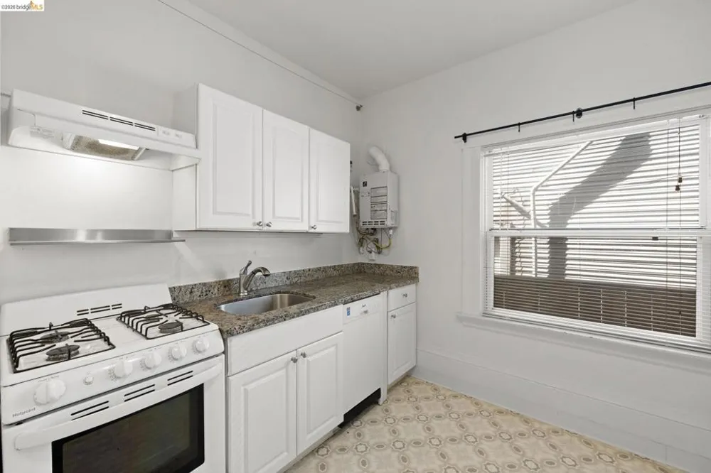 6437 Telegraph Ave Oakland, CA 94609