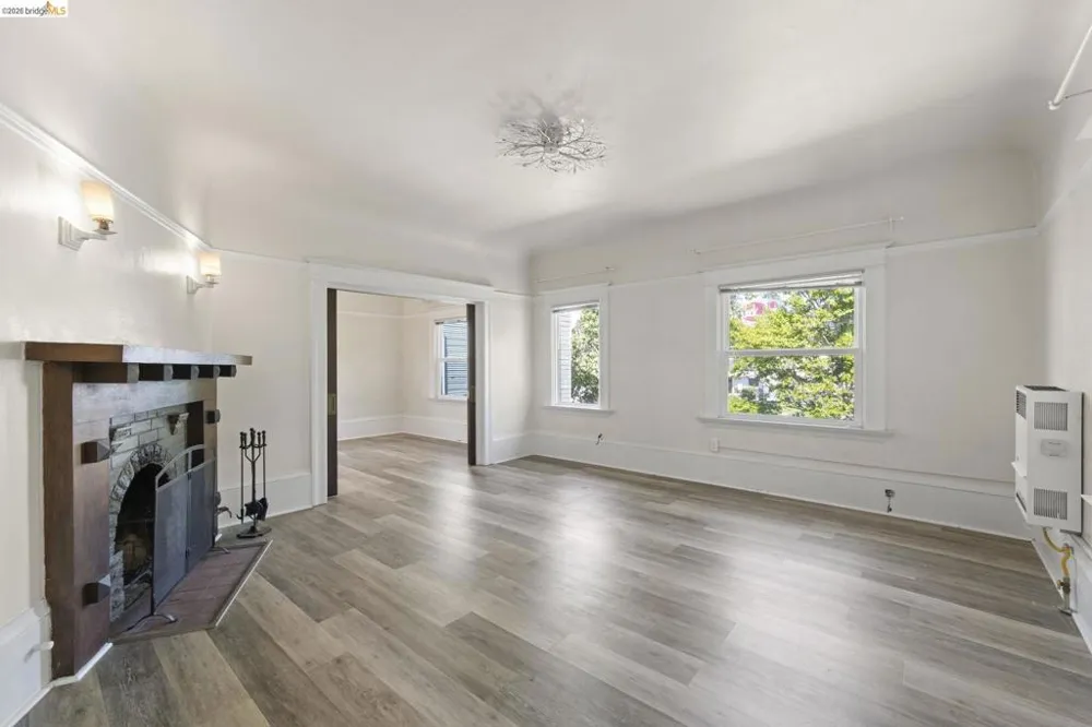 6437 Telegraph Ave Oakland, CA 94609