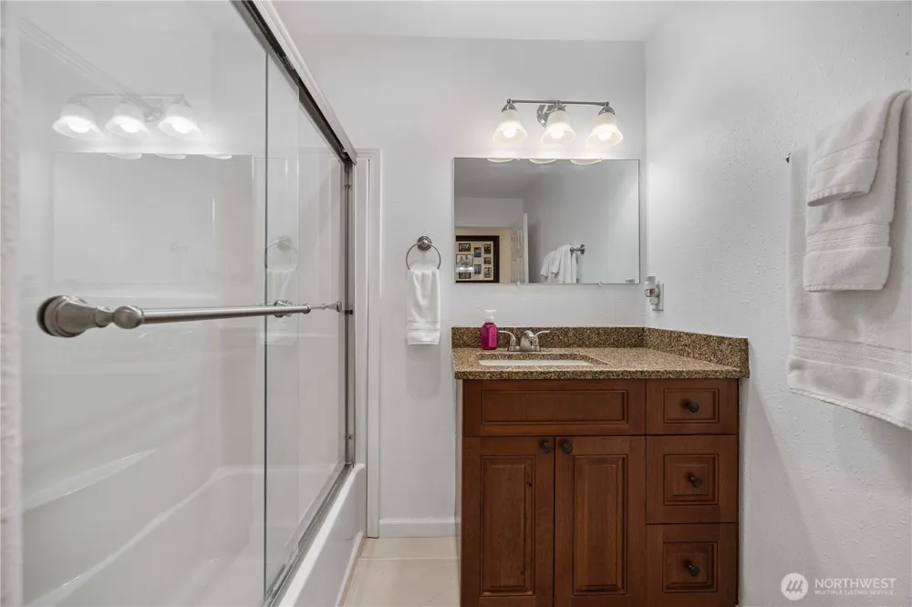 4621 Navarre Coulee Road Chelan, WA 98816