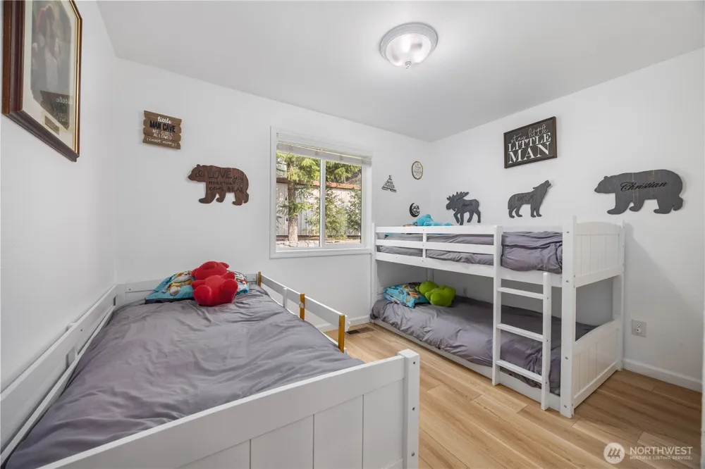 4621 Navarre Coulee Road Chelan, WA 98816